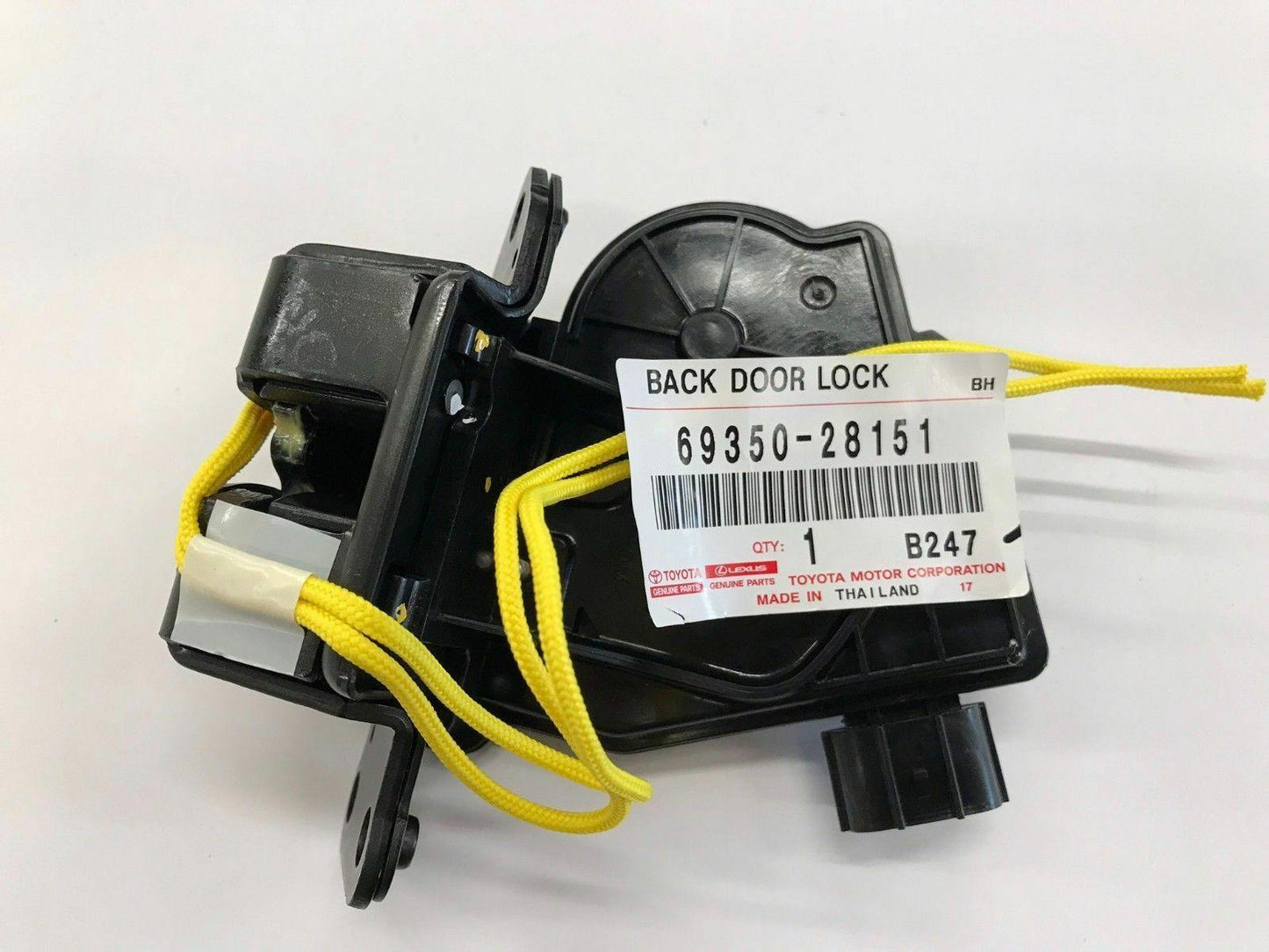 69350-28151(69350-28150) TOYOTA LOCK ASSY, BACK DOOR PRIUS RAV4 - JP-CARPARTS